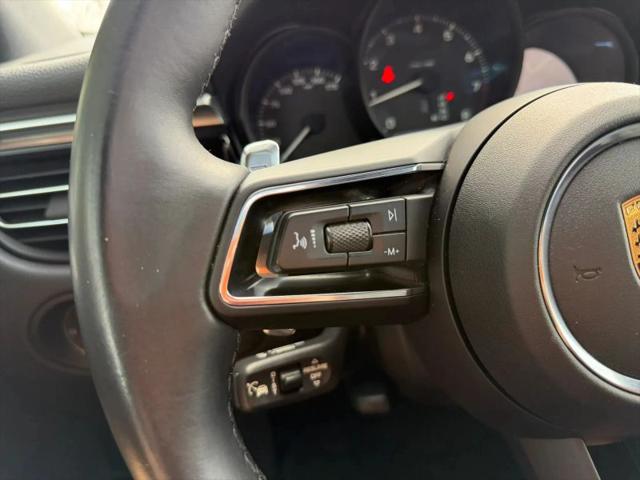 2023 Porsche Macan T
