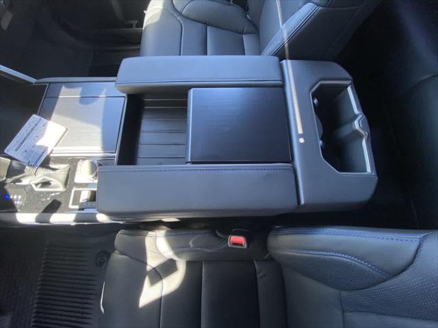 2026 Toyota Tundra Platinum Hybrid CrewMax 5.5' Bed