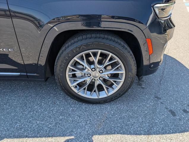 2023 Jeep Grand Cherokee Summit 4x4