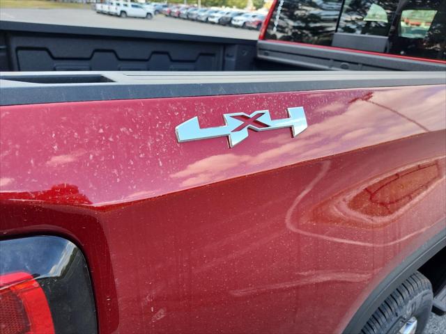 2026 GMC Sierra 1500 Crew Cab, Standard Bed, SLT, 4WD