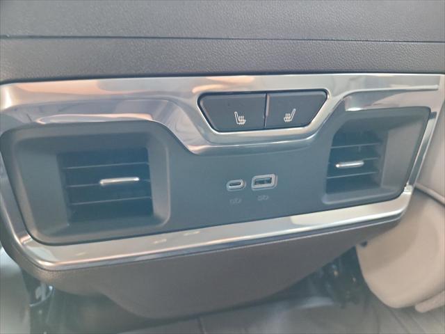 2026 GMC Sierra 1500 Crew Cab, Standard Bed, SLT, 4WD