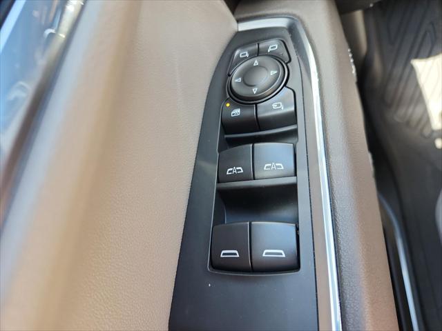 2026 GMC Sierra 1500 Crew Cab, Standard Bed, SLT, 4WD