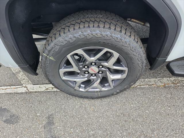 2026 GMC Sierra 1500 Crew Cab, Short Bed, SLT, 4WD