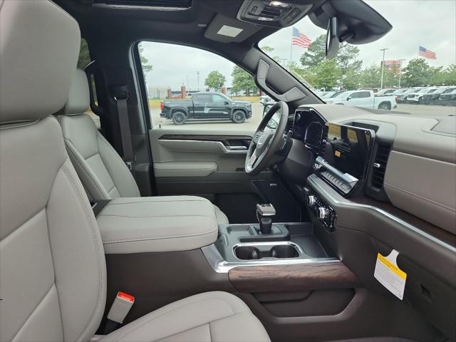 2026 GMC Sierra 1500 Crew Cab, Short Bed, SLT, 4WD