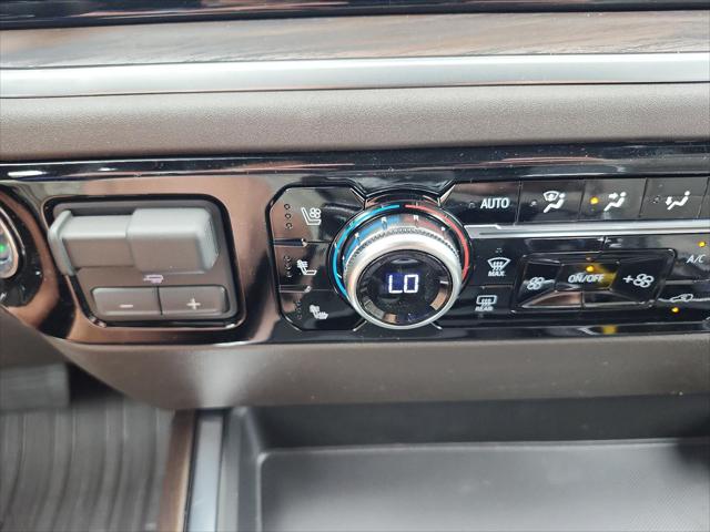 2026 GMC Sierra 1500 Crew Cab, Short Bed, SLT, 4WD