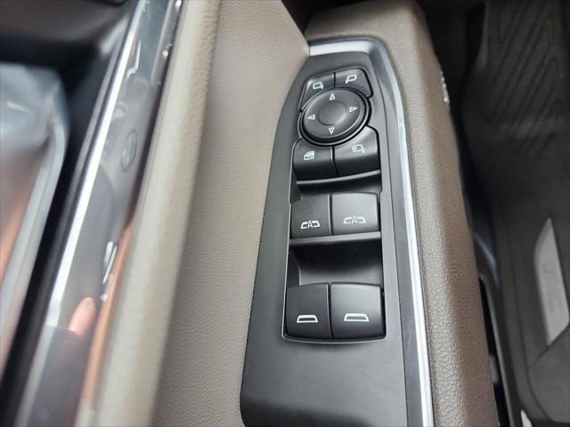 2026 GMC Sierra 1500 Crew Cab, Short Bed, SLT, 4WD