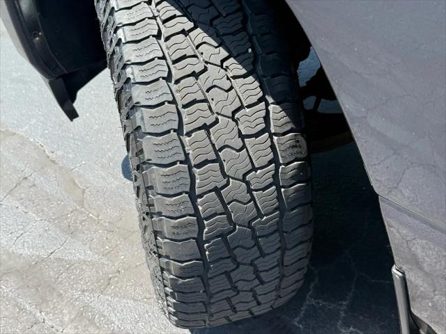 2021 Ram 1500 Big Horn Crew Cab 4x4 5'7" Box
