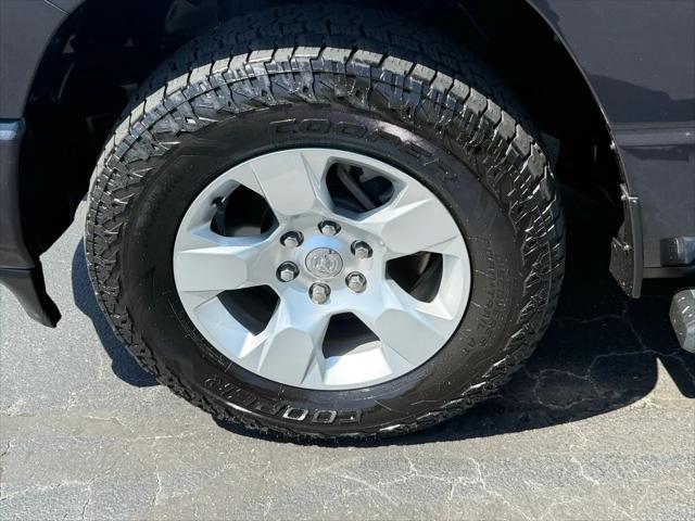 2021 Ram 1500 Big Horn Crew Cab 4x4 5'7" Box