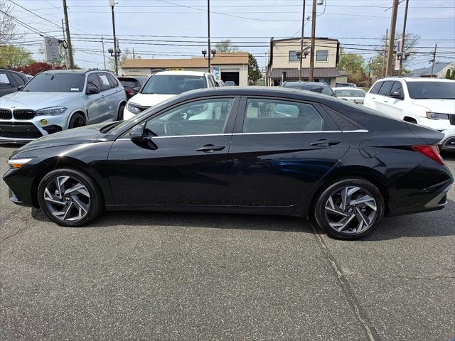 2025 Hyundai Elantra Limited