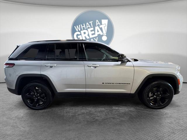 2023 Jeep Grand Cherokee Altitude X 4x4