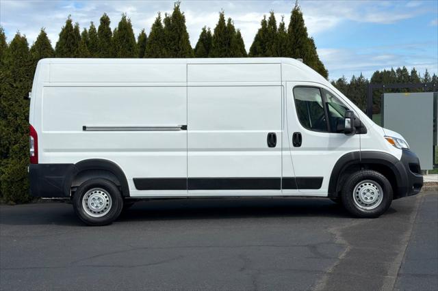 2025 Ram ProMaster 2500 Cargo Van Tradesman High Roof 159 WB w/Pass Seat