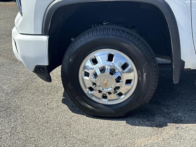 2024 Chevrolet Silverado 3500HD 4WD Crew Cab Long Bed High Country
