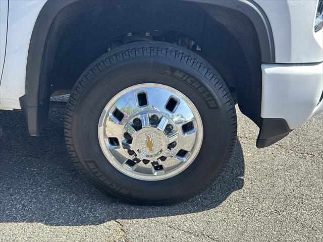 2024 Chevrolet Silverado 3500HD 4WD Crew Cab Long Bed High Country