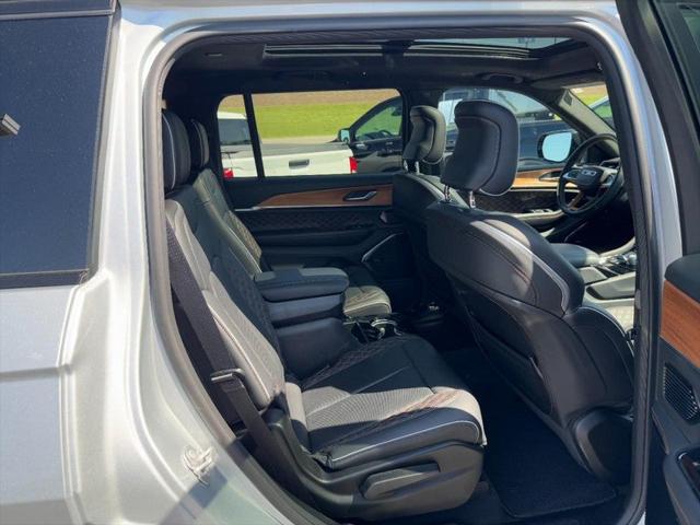 2023 Jeep Grand Cherokee L Summit Reserve 4x4