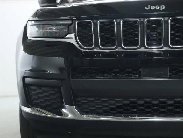 2023 Jeep Grand Cherokee L Laredo 4x4