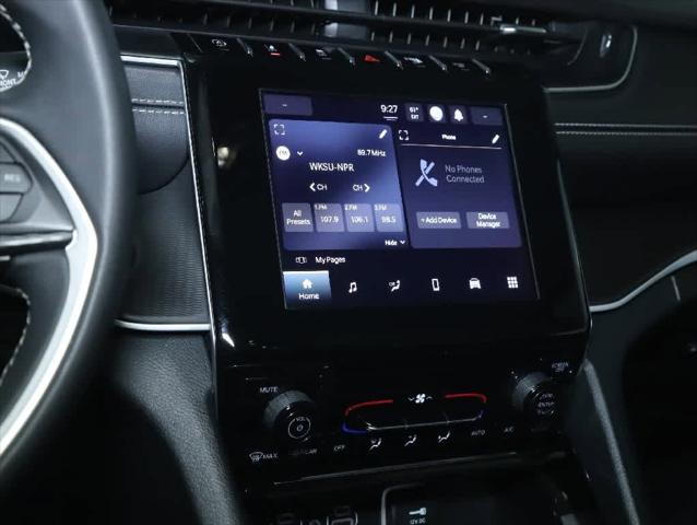 2023 Jeep Grand Cherokee L Laredo 4x4