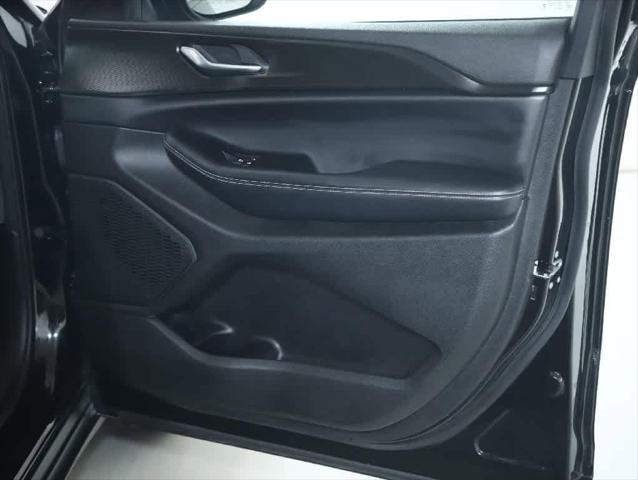 2023 Jeep Grand Cherokee L Laredo 4x4