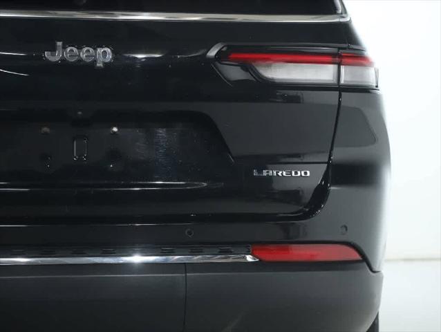 2023 Jeep Grand Cherokee L Laredo 4x4
