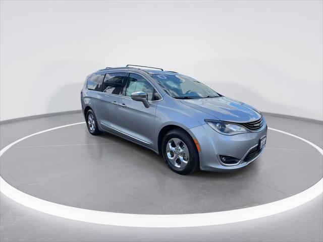 2018 Chrysler Pacifica Hybrid Limited