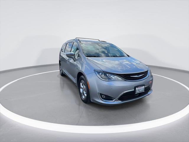 2018 Chrysler Pacifica Hybrid Limited