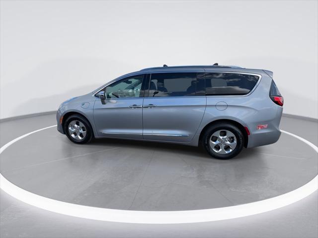 2018 Chrysler Pacifica Hybrid Limited