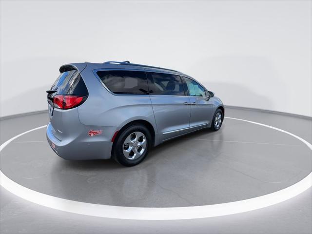 2018 Chrysler Pacifica Hybrid Limited