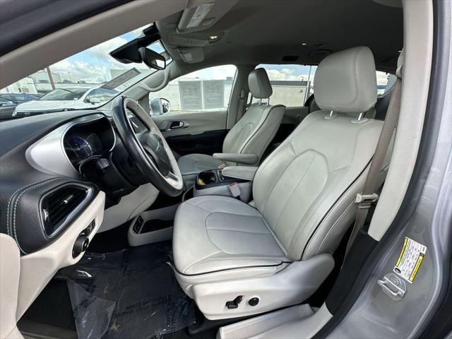 2018 Chrysler Pacifica Hybrid Limited
