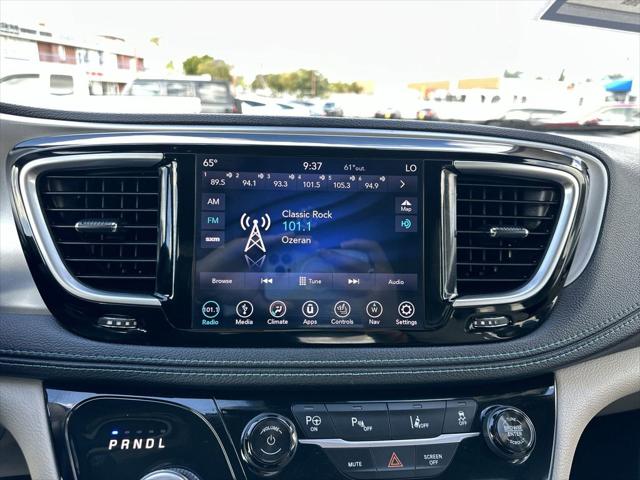 2018 Chrysler Pacifica Hybrid Limited