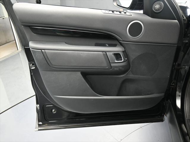 2020 Land Rover Discovery SE