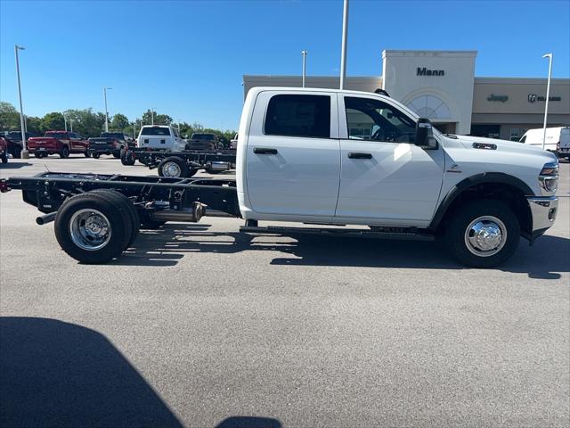 2026 RAM Ram 3500 Chassis Cab RAM 3500 TRADESMAN CREW CAB CHASSIS 4X4 60 CA