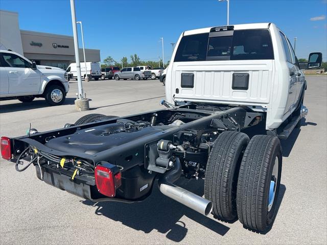 2026 RAM Ram 3500 Chassis Cab RAM 3500 TRADESMAN CREW CAB CHASSIS 4X4 60 CA