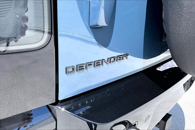 2026 Land Rover Defender P400 X-Dynamic SE