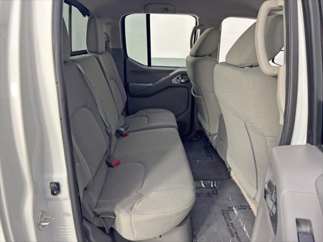 2021 Nissan Frontier Crew Cab SV 4x2