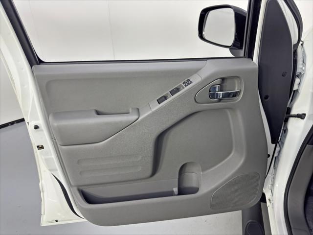 2021 Nissan Frontier Crew Cab SV 4x2