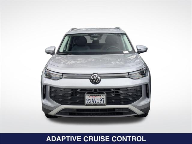 2025 Volkswagen Tiguan 2.0T SE
