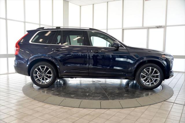 2017 Volvo XC90 T6 Momentum