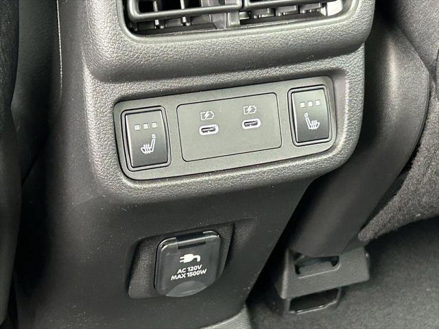 2026 Nissan LEAF PLATINUM+