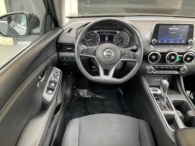 2024 Nissan Sentra SV Xtronic CVT