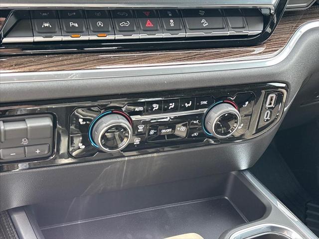 2026 Chevrolet Silverado 1500 4WD Crew Cab Short Bed LT Trail Boss