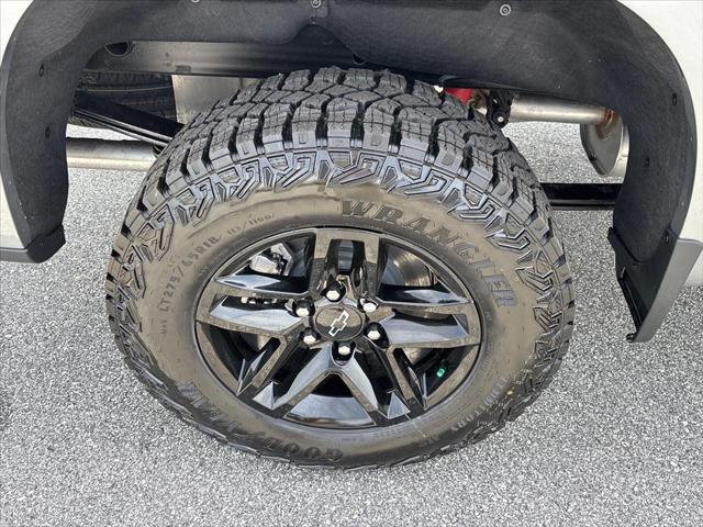 2026 Chevrolet Silverado 1500 4WD Crew Cab Short Bed LT Trail Boss