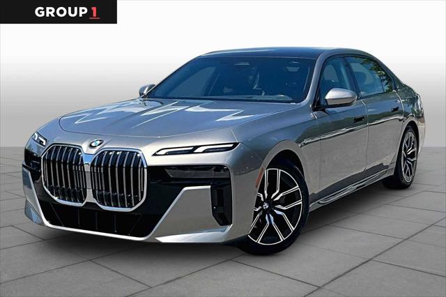 2025 BMW 7 Series 740i