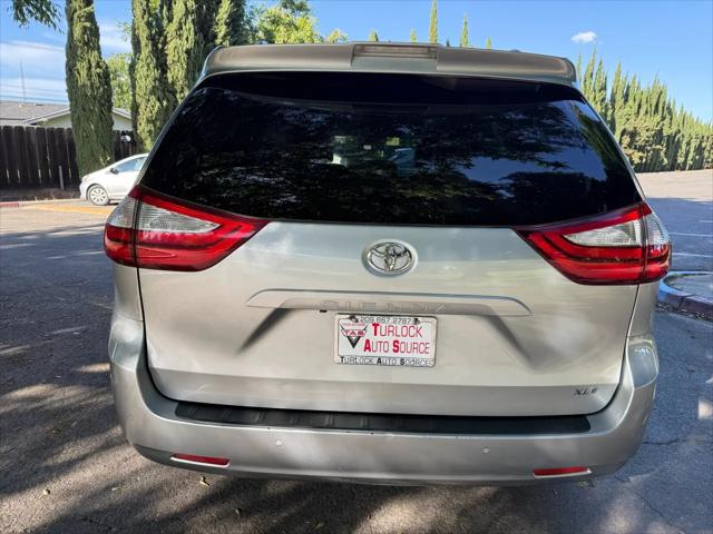 2019 Toyota Sienna Limited Premium 7 Passenger