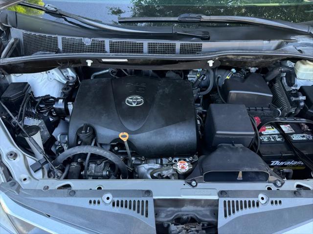 2019 Toyota Sienna Limited Premium 7 Passenger