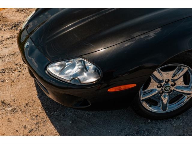 1998 Jaguar XK8 Convertible
