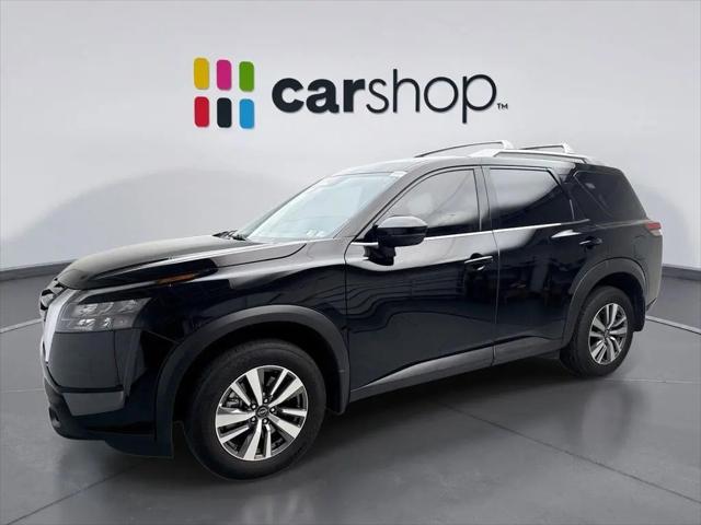 2025 Nissan Pathfinder SL 4WD for sale in Cranberry Twp, PA