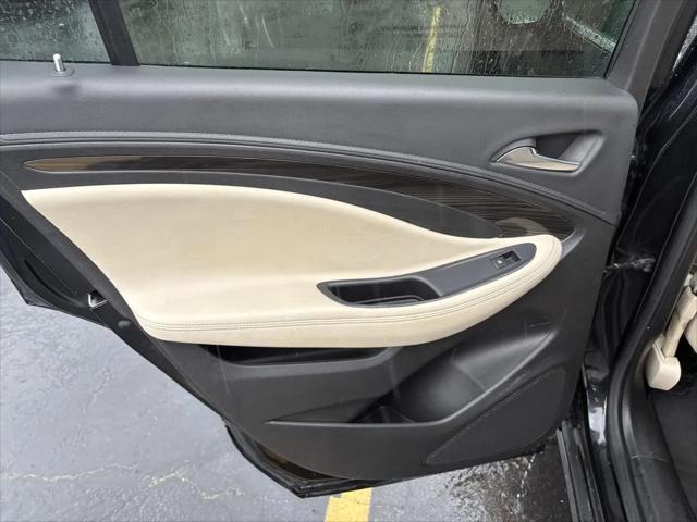 2020 Buick Envision FWD Essence