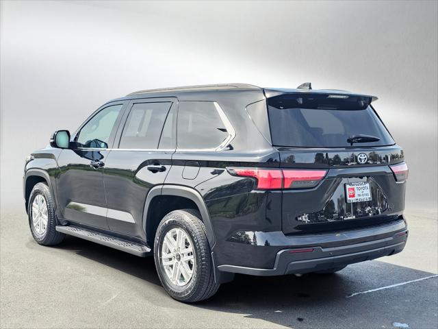 2023 Toyota Sequoia SR5