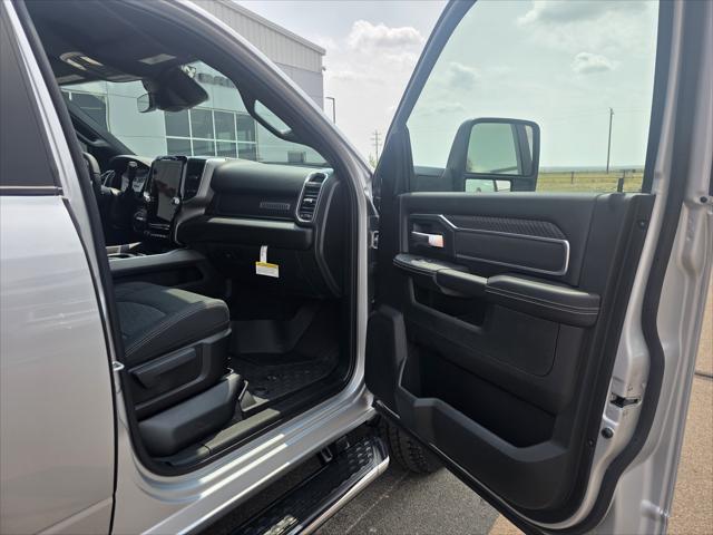 2026 Ram 3500 Big Horn Crew Cab 4x4 8' Box