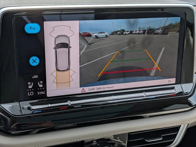 2026 Volkswagen Atlas SE with Technology