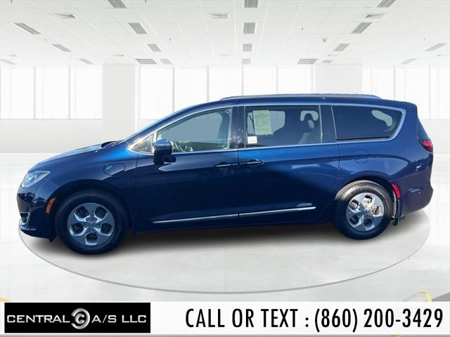 2018 Chrysler Pacifica Hybrid Limited